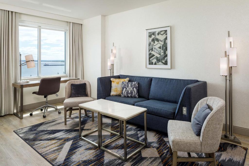 Sheraton Duluth Hotel image 24